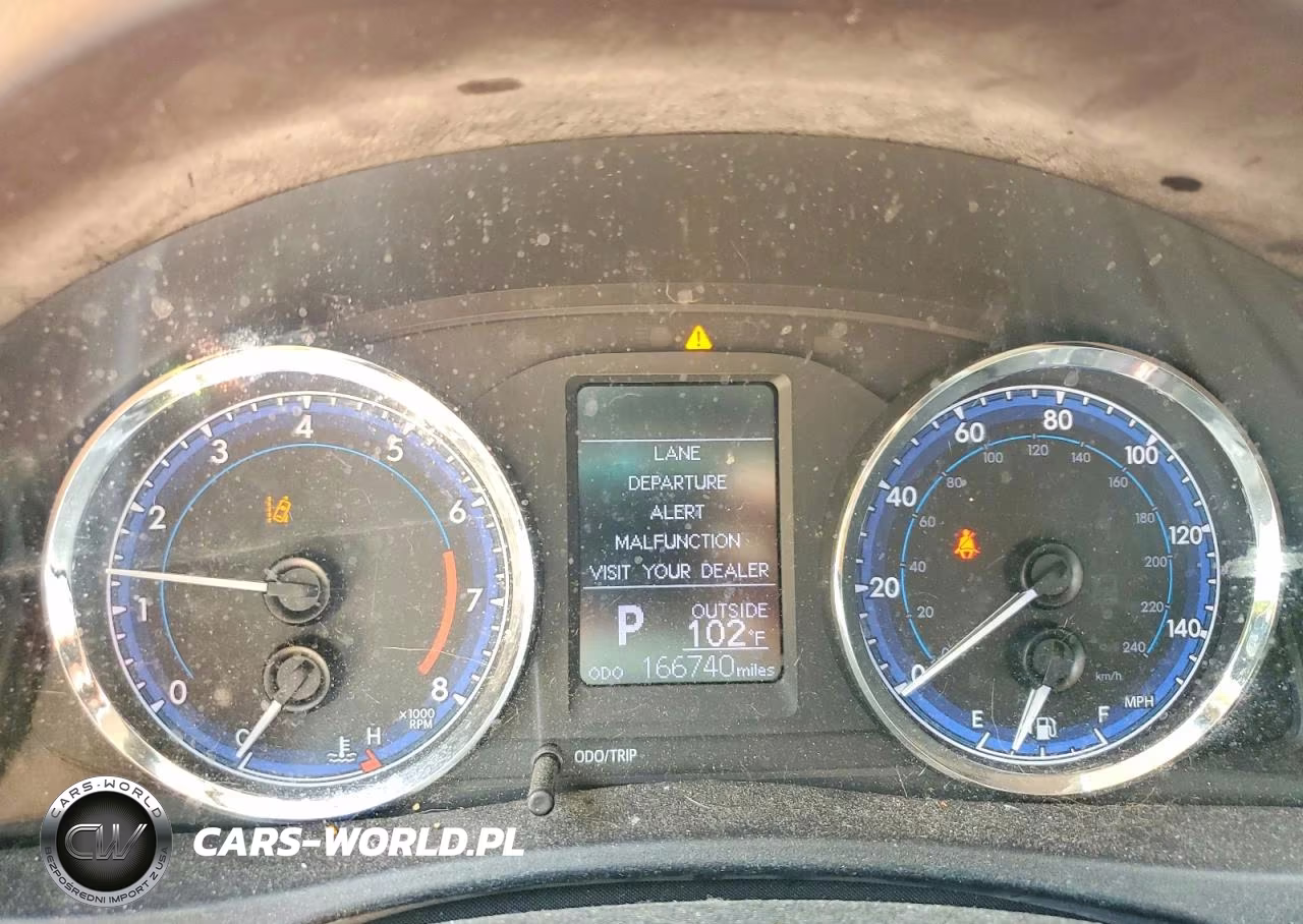 2018 Toyota Corolla Le VIN:2T1BURHEXJC053524 - 9