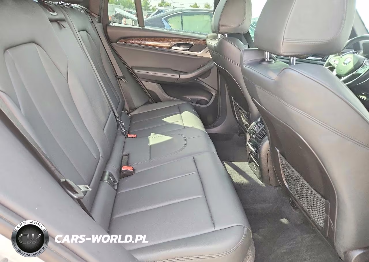 2020 BMW X3 xDrive30I VIN:5UXTY5C01LLE58231 - 11