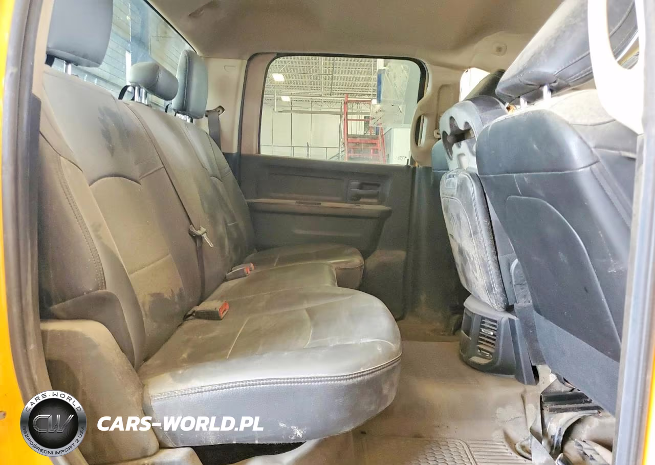 2019 Ram 2500 Tradesman VIN:3C6UR5CJ8KG620318 - 10