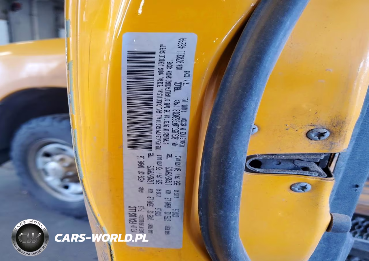 2019 Ram 2500 Tradesman VIN:3C6UR5CJ8KG620318 - 13