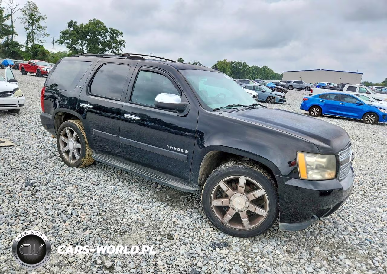 2007 Chevrolet Tahoe C1500 VIN:1GNFC13JX7R296282 - 4