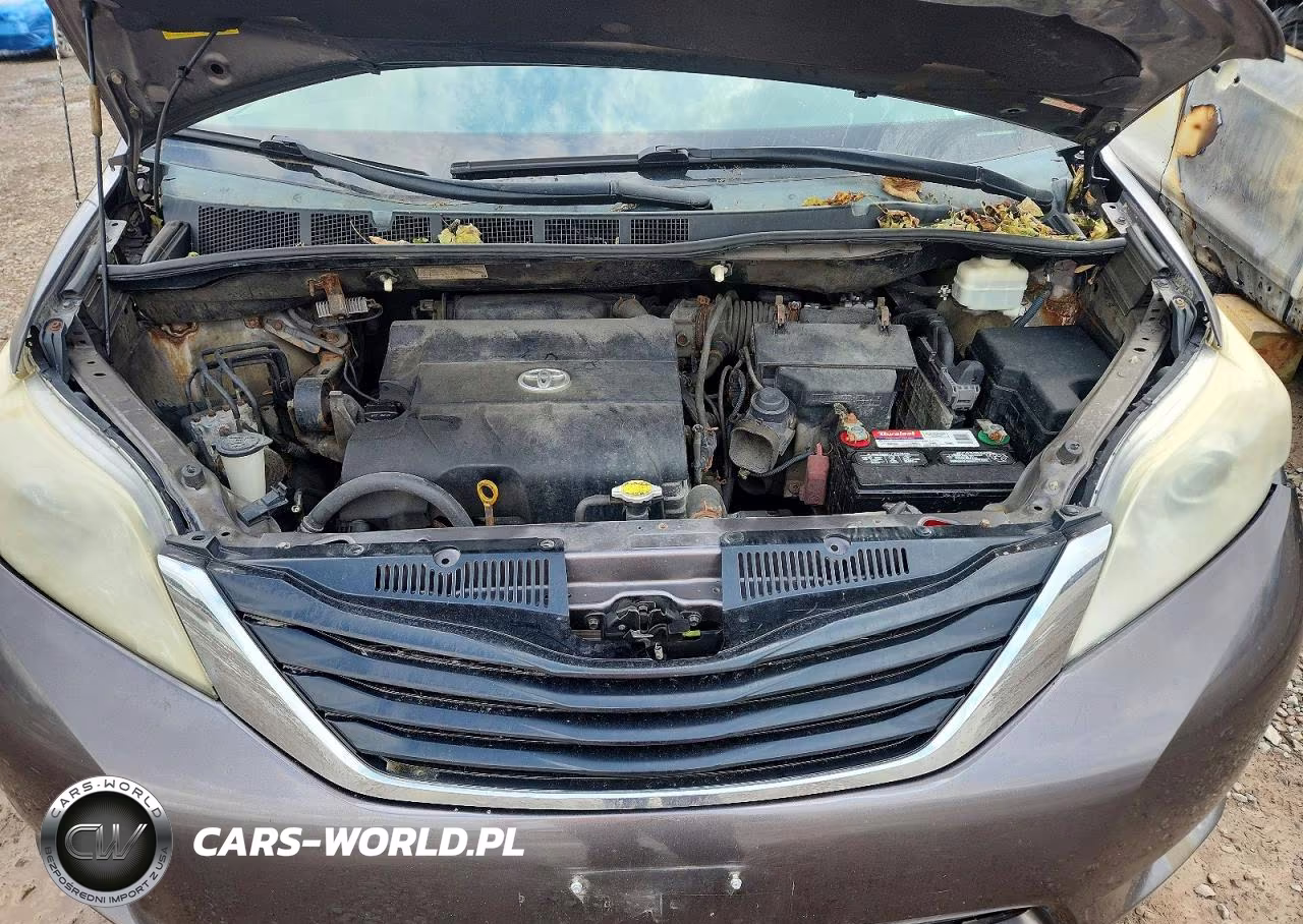 2011 Toyota Sienna Le VIN:5TDKK3DC3BS076787 - 12