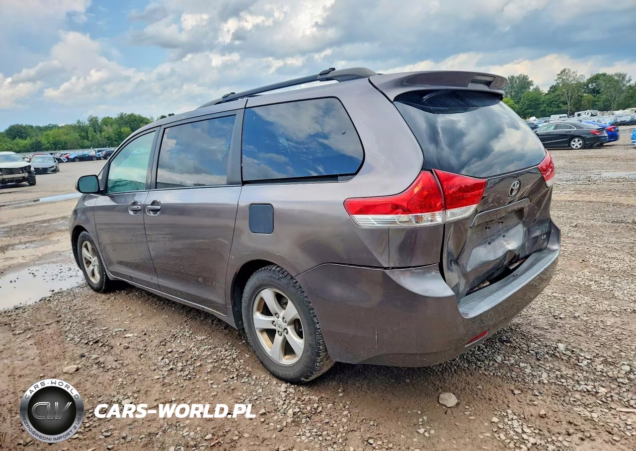 2011 Toyota Sienna Le VIN:5TDKK3DC3BS076787 - 2