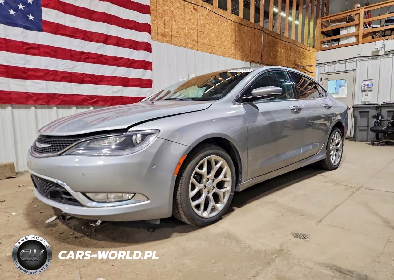 2015 Chrysler 200 C – zdjęcie 1 z 12