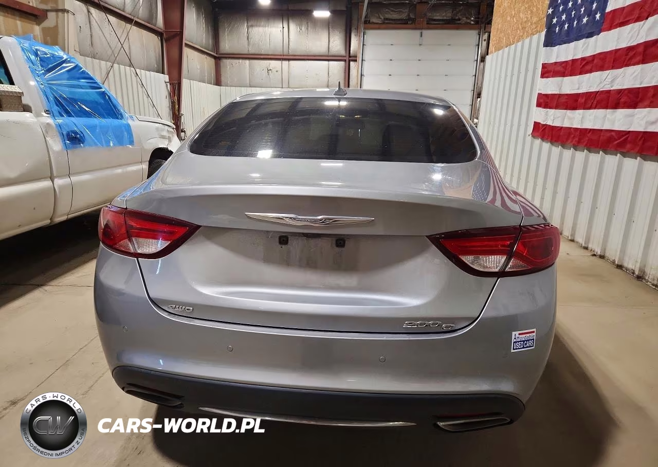2015 Chrysler 200 C VIN:1C3CCCEG7FN610540 - 6