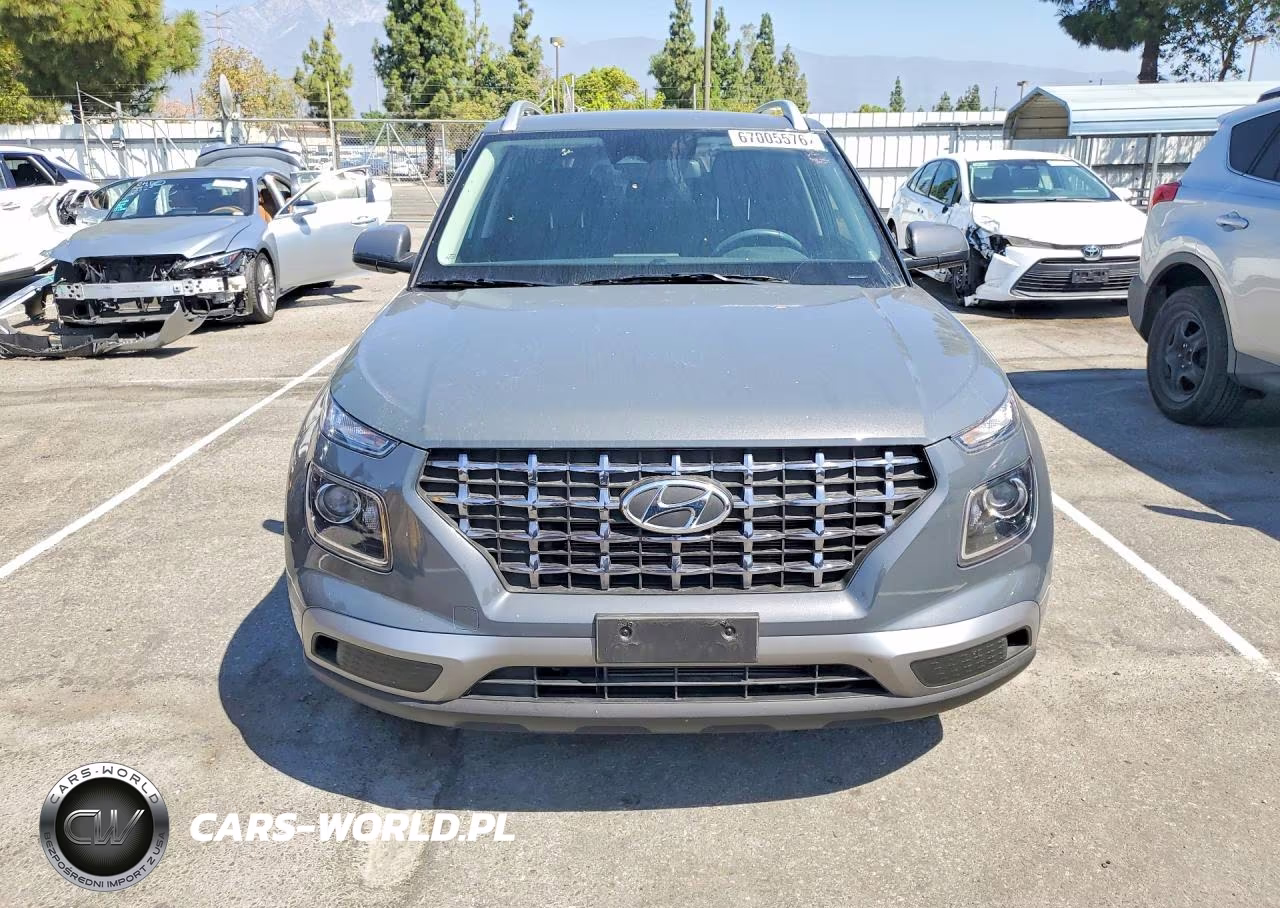 2025 Hyundai Venue Sel VIN:KMHRC8A31SU394878 - 5