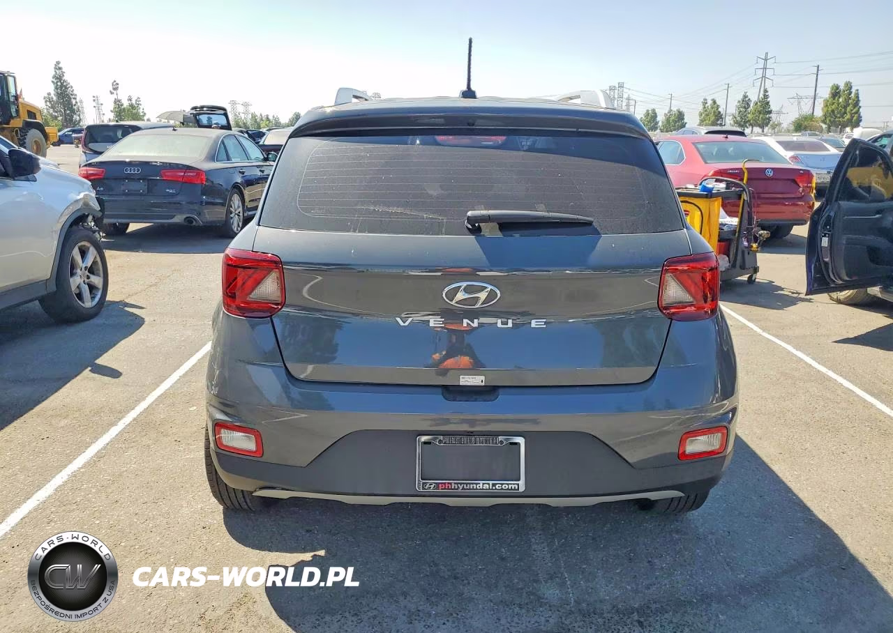 2025 Hyundai Venue Sel VIN:KMHRC8A31SU394878 - 6