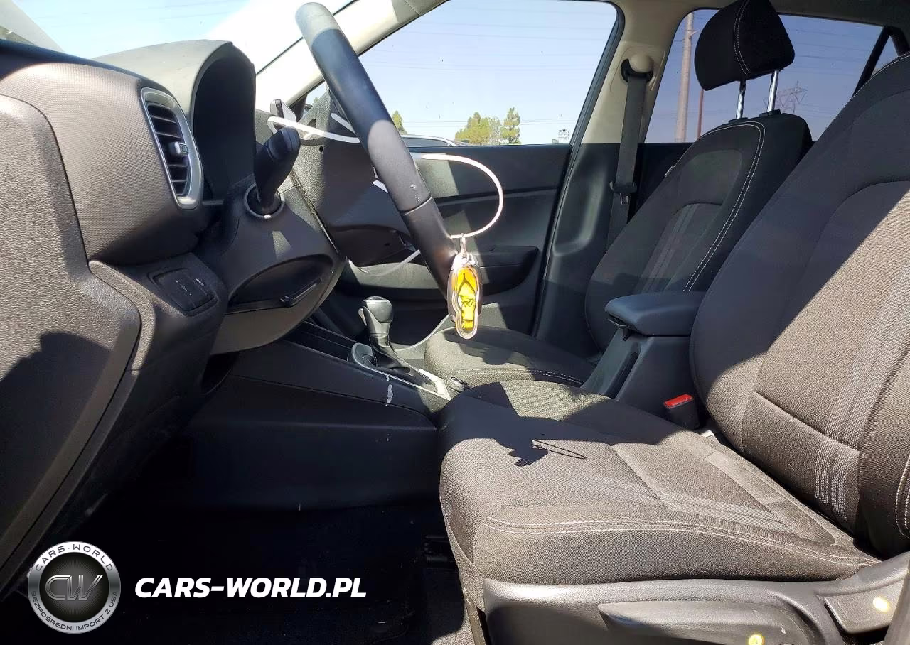 2025 Hyundai Venue Sel VIN:KMHRC8A31SU394878 - 7