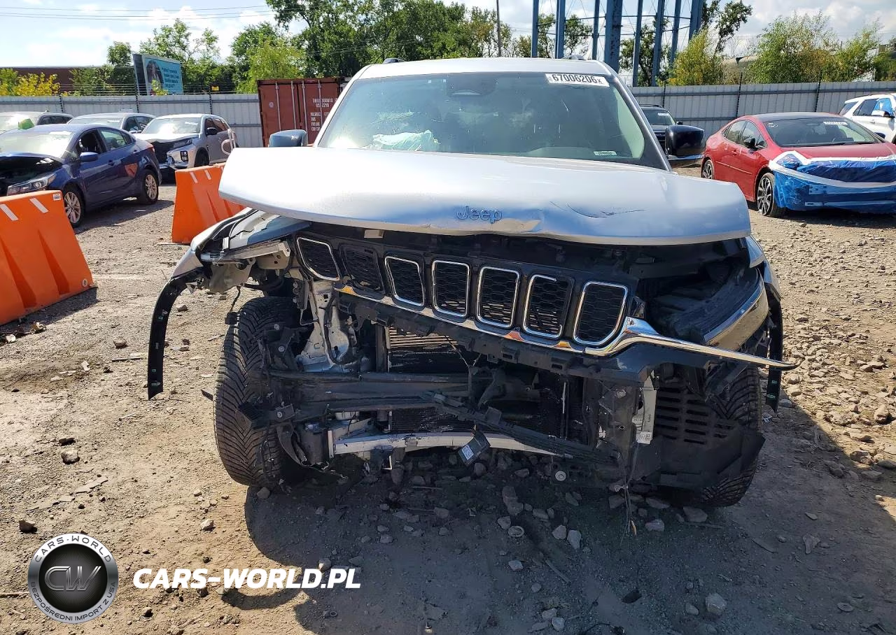 2023 Jeep Grand Cherokee L Limited VIN:1C4RJKBG2P8830730 - 5