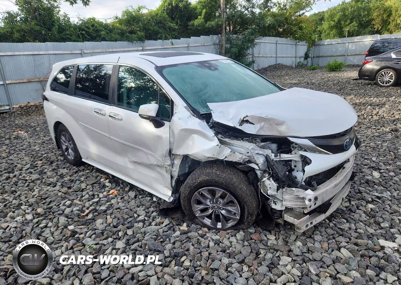 2024 Toyota Sienna Xle 7-Passenger VIN:5TDYSKFC4RS135101 - 4