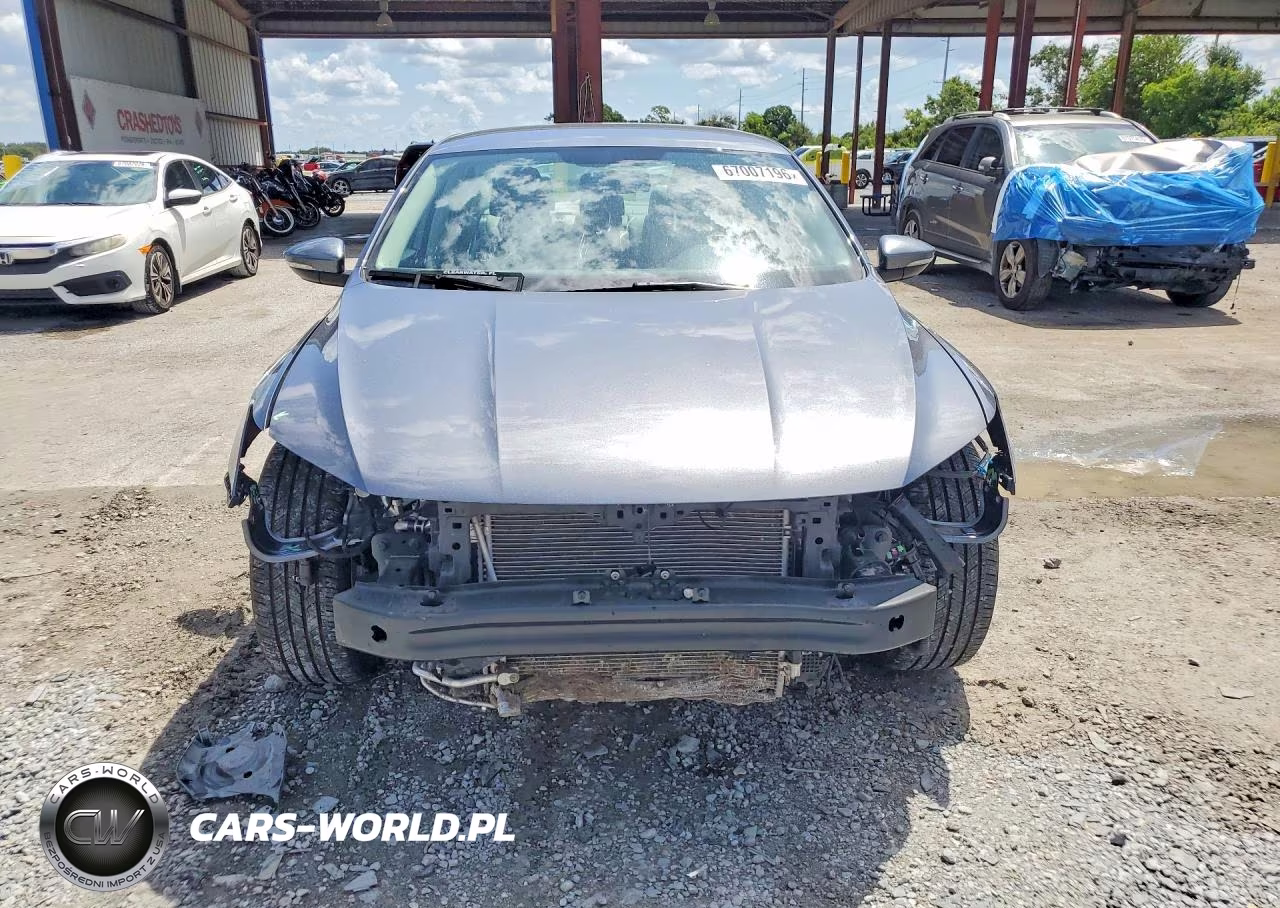 2018 Volkswagen Passat S VIN:1VWAA7A3XJC012172 - 5