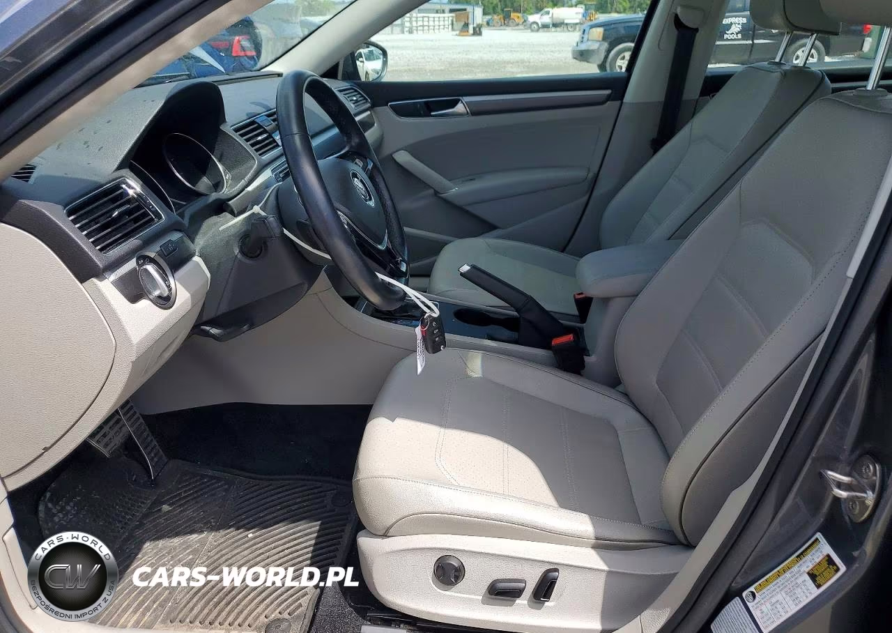 2018 Volkswagen Passat S VIN:1VWAA7A3XJC012172 - 7