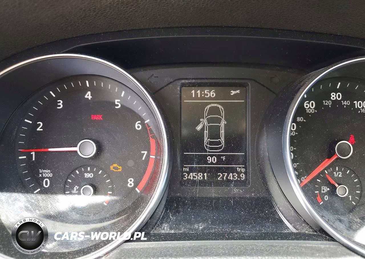 2018 Volkswagen Passat S VIN:1VWAA7A3XJC012172 - 9