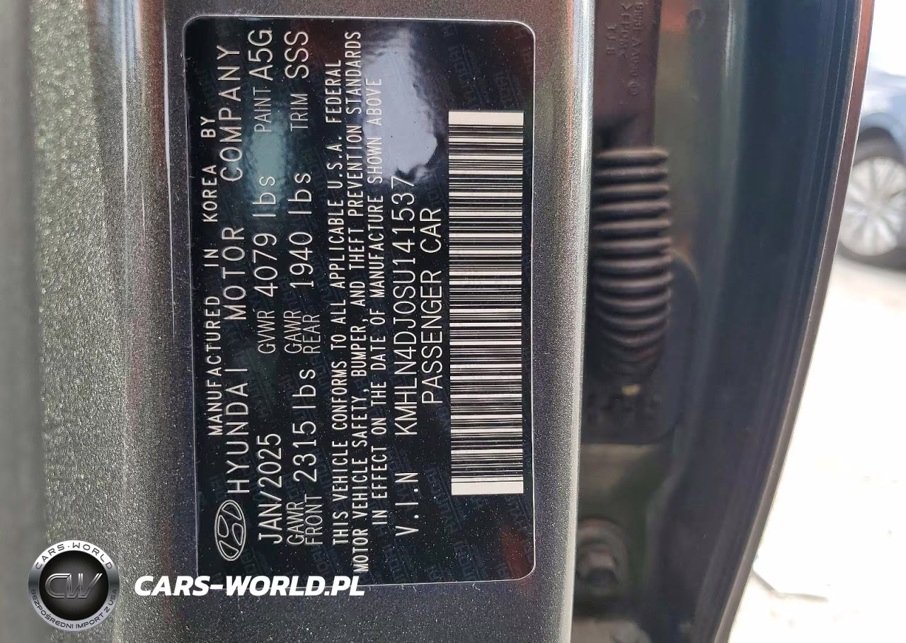 2025 Hyundai Elantra Limited VIN:KMHLN4DJ0SU141537 - 13
