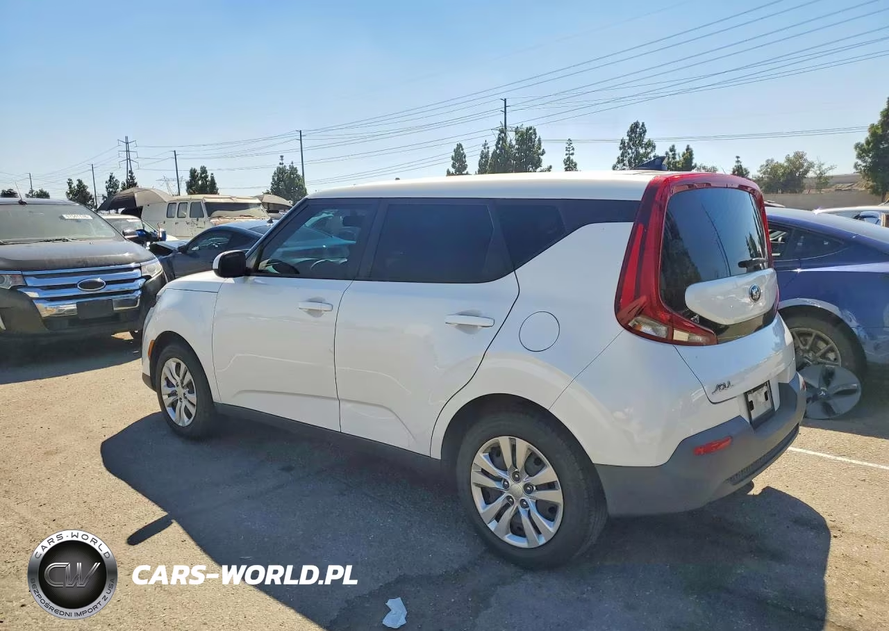 2020 Kia Soul Lx VIN:KNDJ23AU4L7038943 - 2