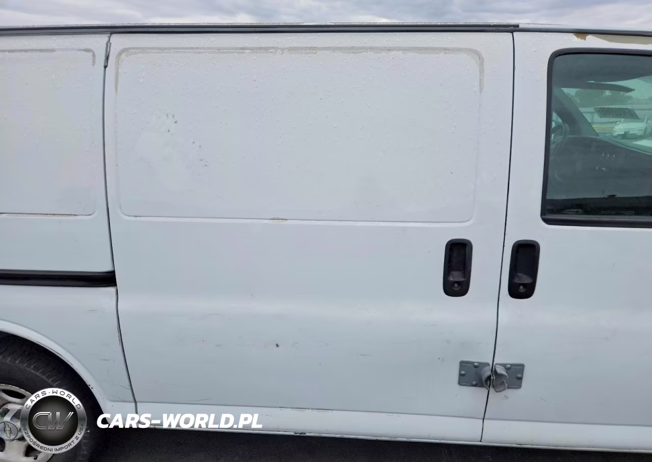 2008 Chevrolet Express G1500 Delivery Van VIN:1GCFG15X381150336 - 11