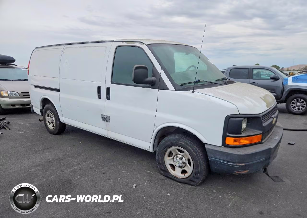 2008 Chevrolet Express G1500 Delivery Van VIN:1GCFG15X381150336 - 4
