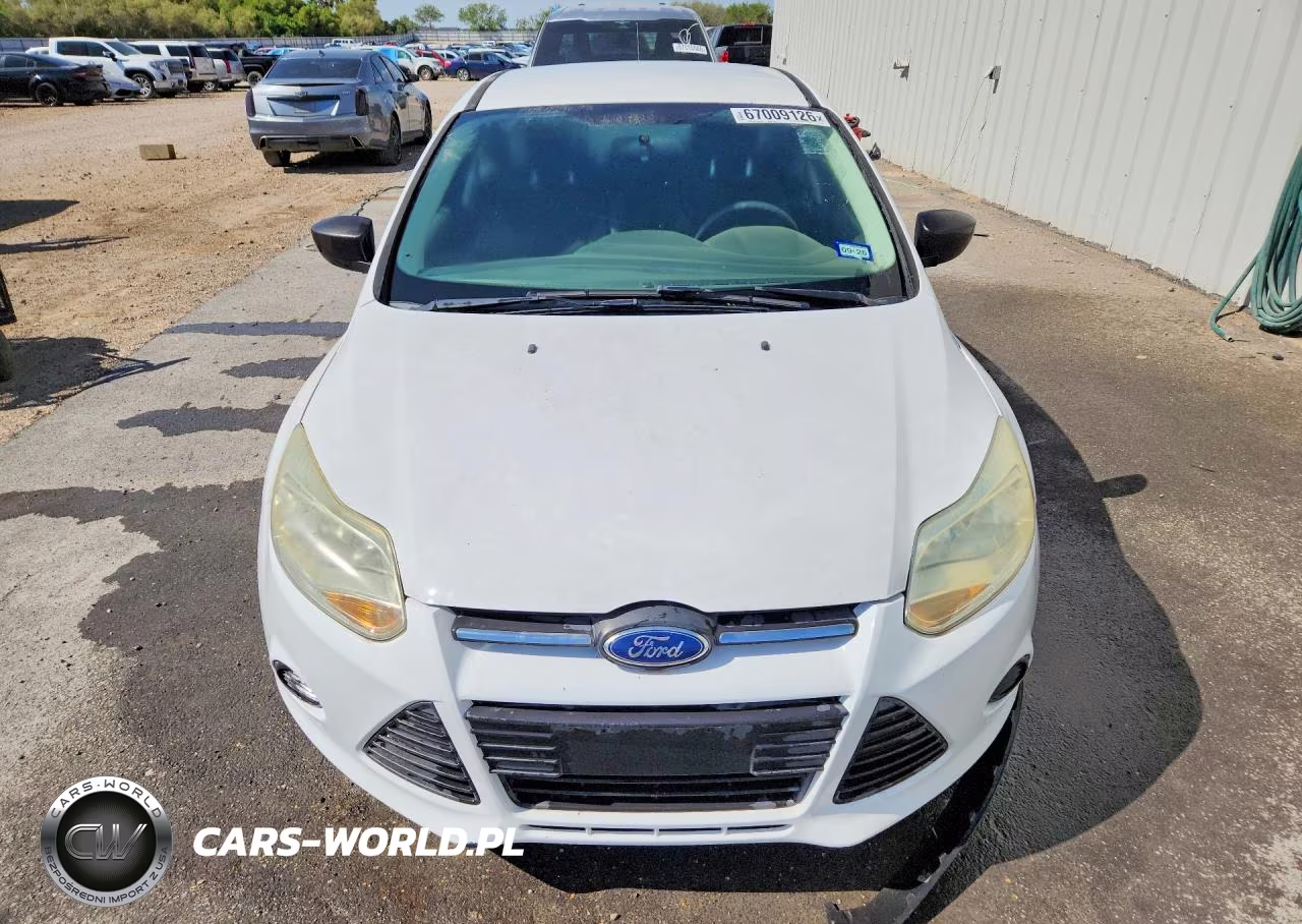 2014 Ford Focus S VIN:1FADP3E25EL410264 - 5