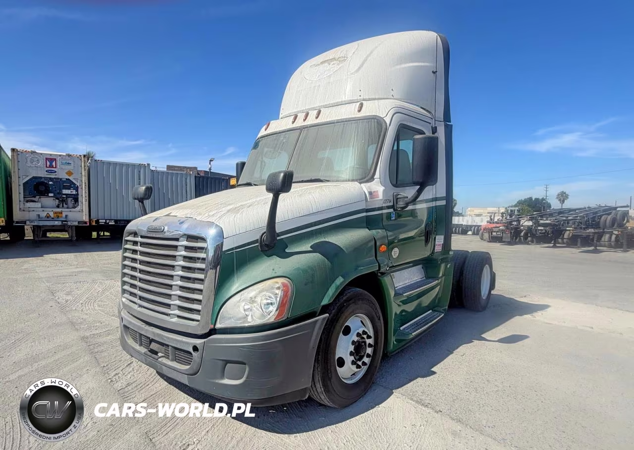 2017 Freightliner Cascadia 125 2017 Freightliner Cascadia 125 4X2 S-A Day Cab Truck Tractor VIN:1FUBGDDR7HLHL9599 - 2