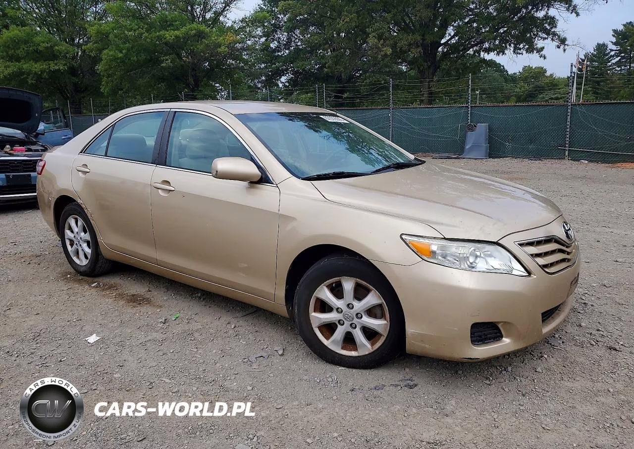 2011 Toyota Camry Le VIN:4T1BF3EK6BU224254 - 4