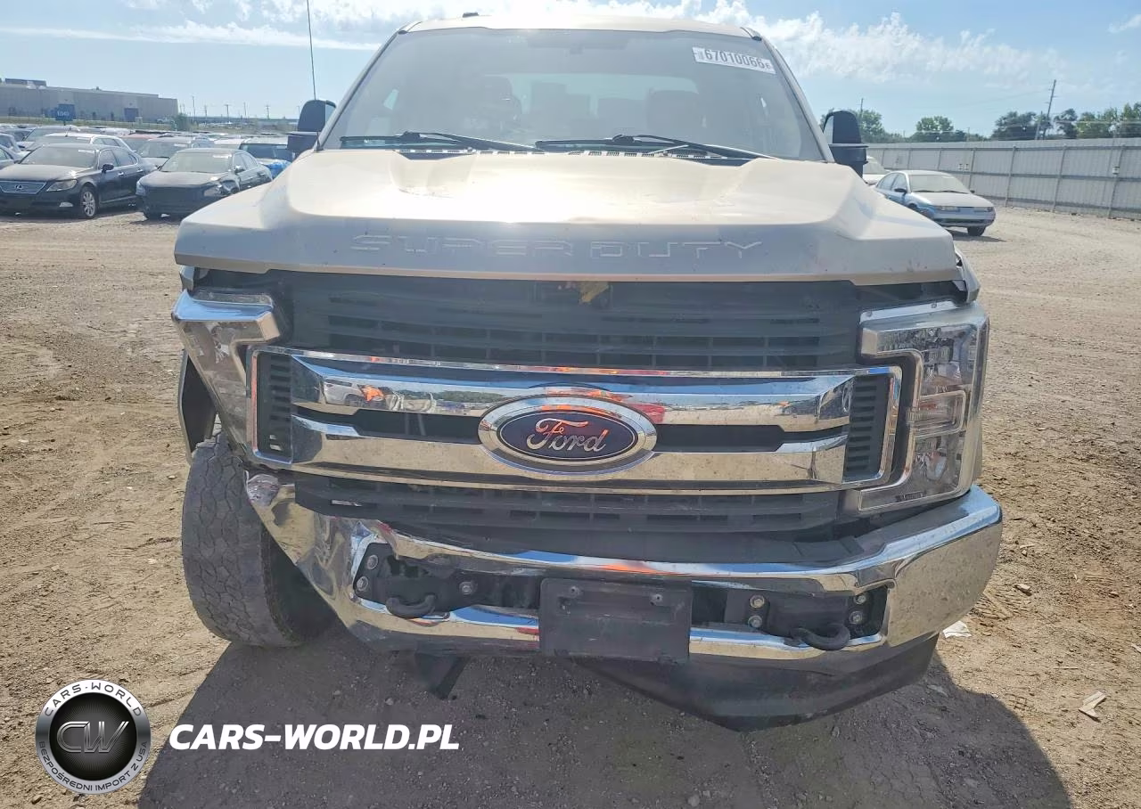 2017 Ford F250 Super Duty VIN:1FT7W2B66HEF18901 - 5