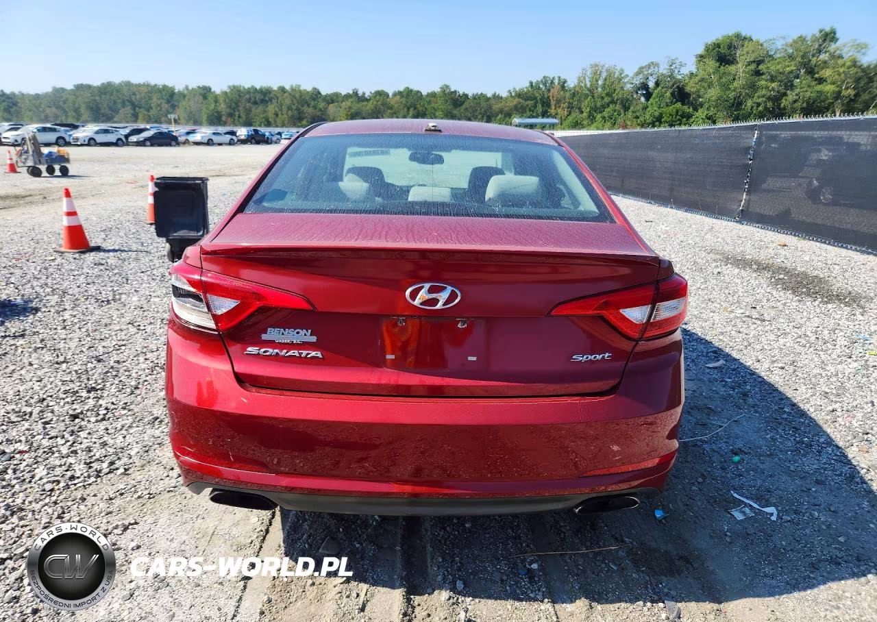 2015 Hyundai Sonata Sport VIN:5NPE34AF8FH163370 - 6