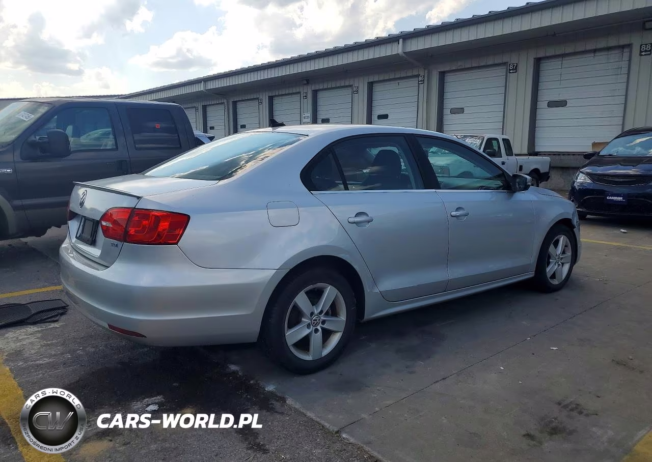 2012 Volkswagen Jetta Tdi VIN:3VWLL7AJ9CM368387 - 3