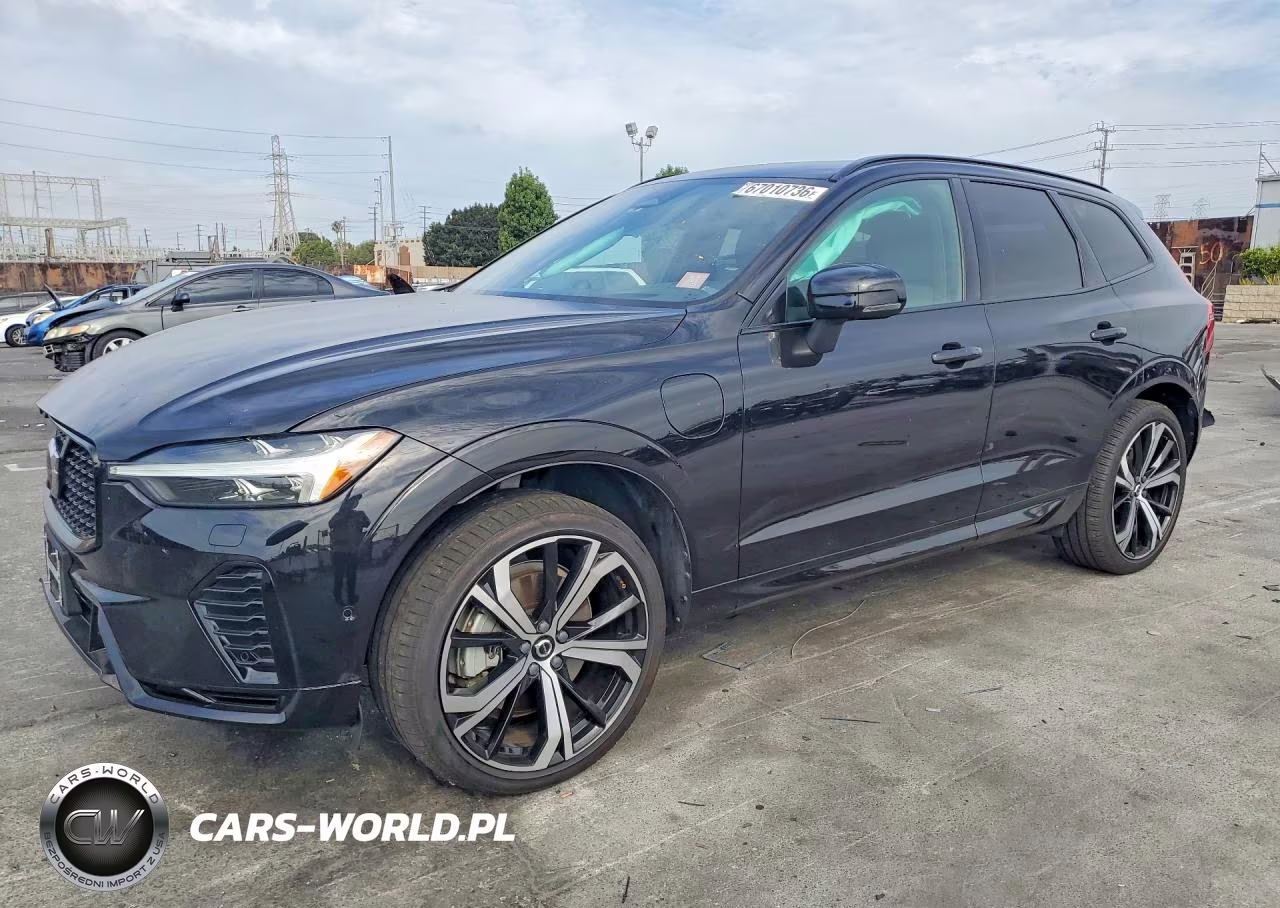 2022 Volvo Xc60 T8 Recharge R-Design