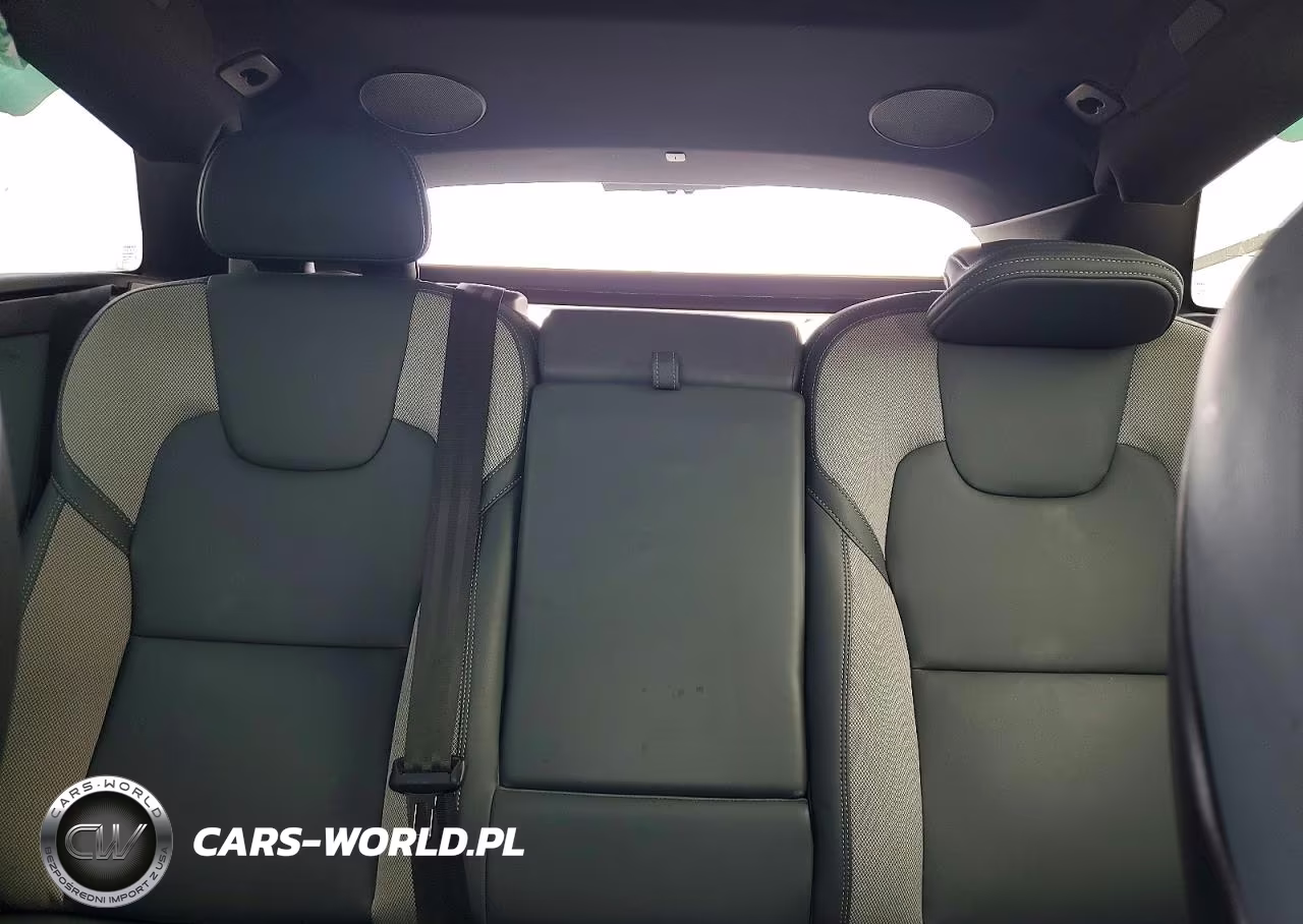 2022 Volvo Xc60 T8 Recharge R-Design VIN:YV4H60DM7N1009081 - 10