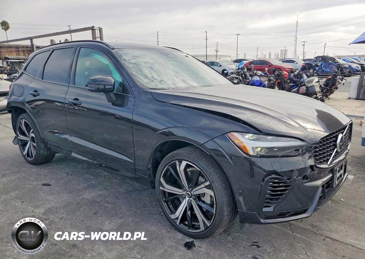 2022 Volvo Xc60 T8 Recharge R-Design VIN:YV4H60DM7N1009081 - 4