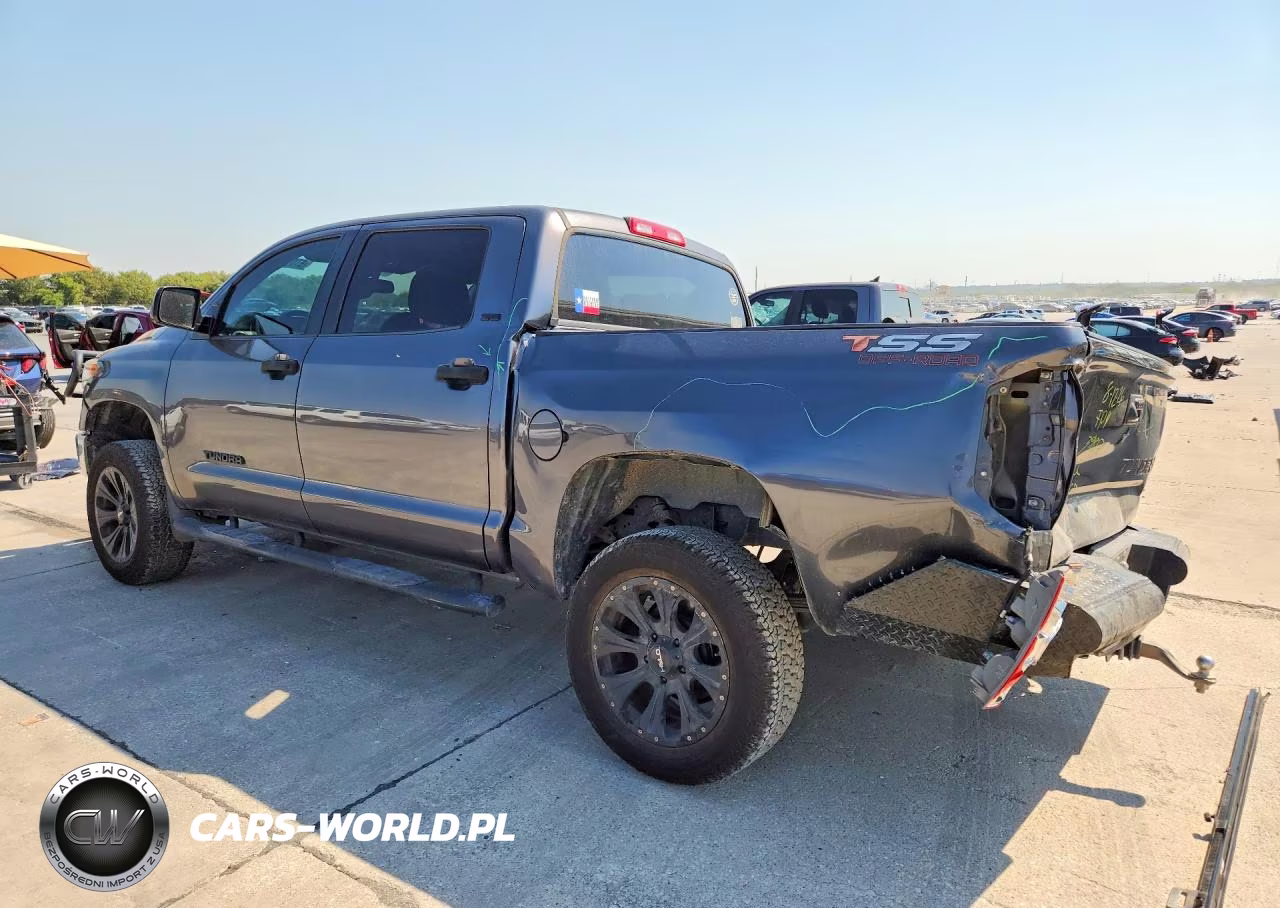 2017 Toyota Tundra Crewmax Sr5 VIN:5TFEM5F10HX112081 - 2