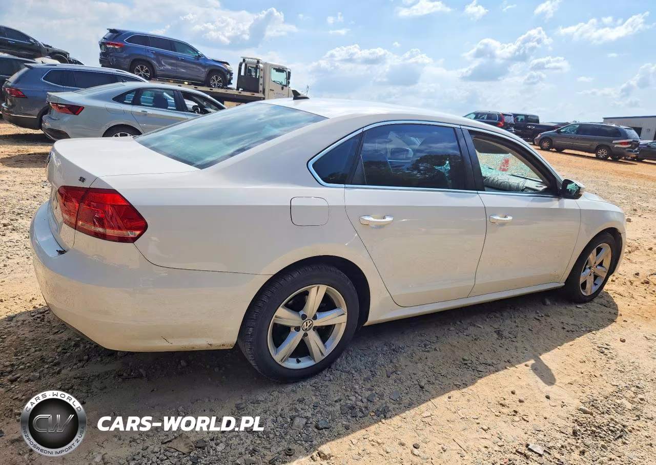 2013 Volkswagen Passat Se VIN:1VWBH7A32DC068708 - 3
