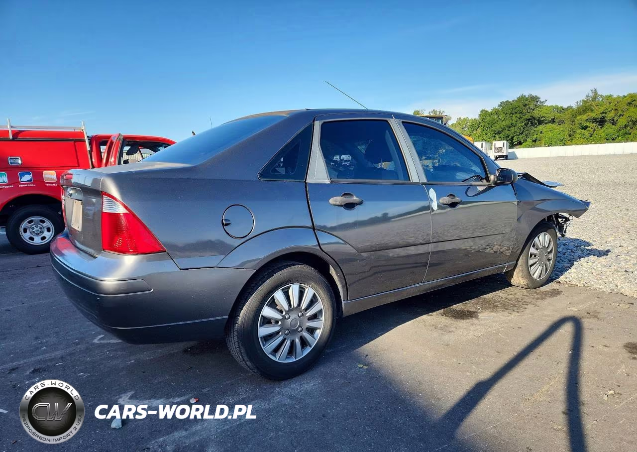 2007 Ford Focus Zx4 VIN:1FAFP34N07W262675 - 3