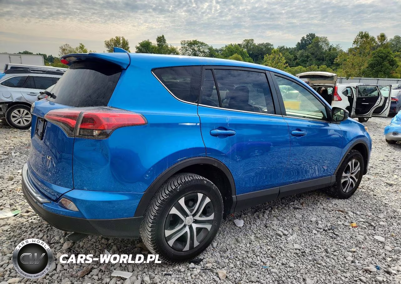 2018 Toyota Rav4 Le VIN:JTMZFREV6JJ190011 - 3