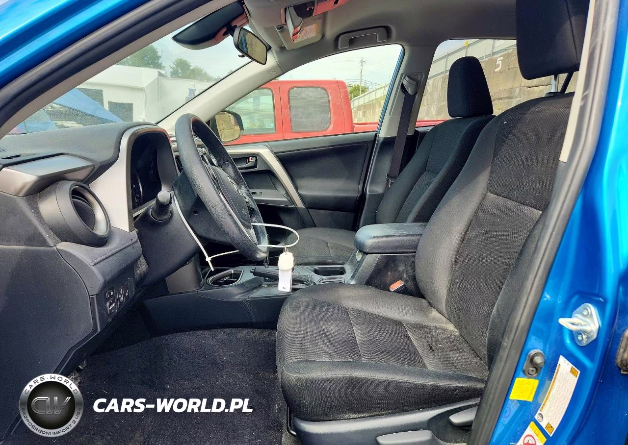 2018 Toyota Rav4 Le VIN:JTMZFREV6JJ190011 - 7