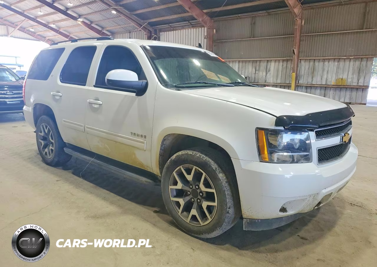 2009 Chevrolet Tahoe C1500 Lt VIN:1GNFC23009R298302 - 4
