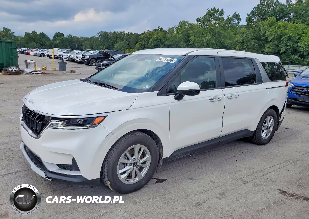 2023 Kia Carnival Lx
