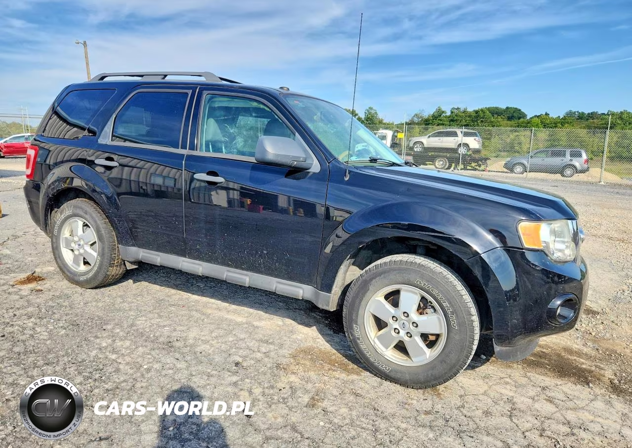 2010 Ford Escape Xlt VIN:1FMCU9DG3AKB01595 - 4