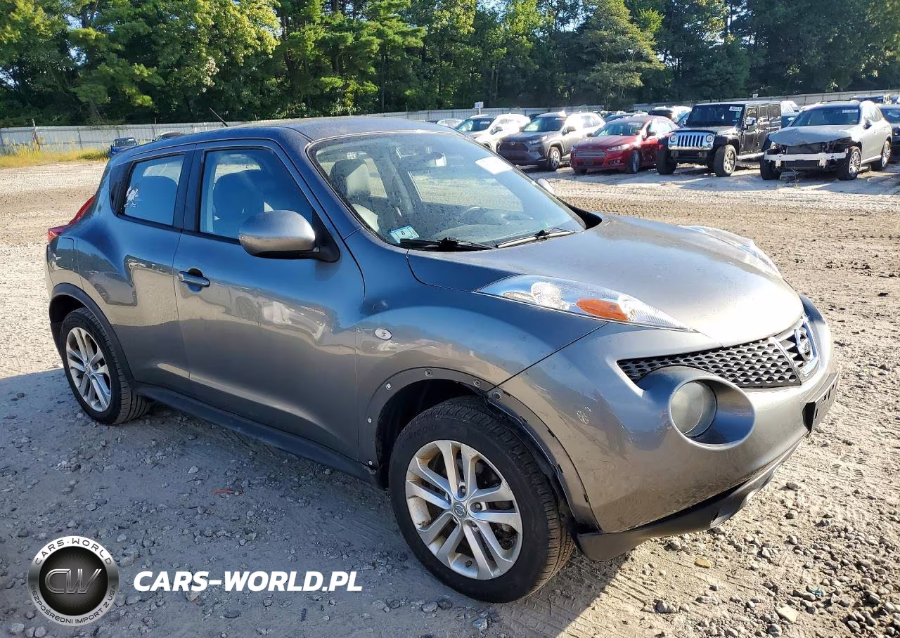 2011 Nissan Juke S VIN:JN8AF5MV0BT011124 - 4