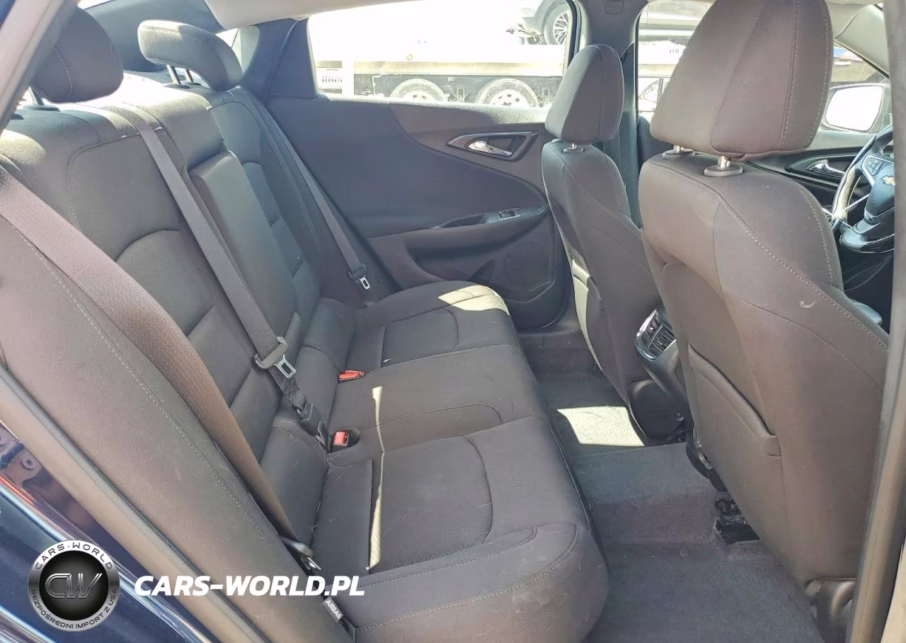 2019 Chevrolet Malibu Lt VIN:1G1ZD5ST4KF119873 - 10