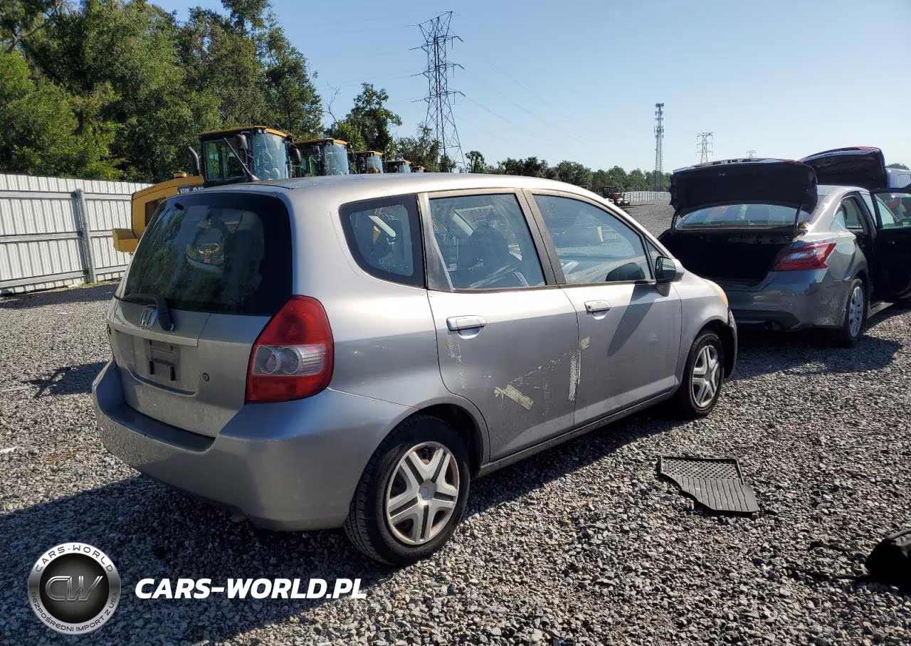 2007 Honda Fit VIN:JHMGD37467S003687 - 3