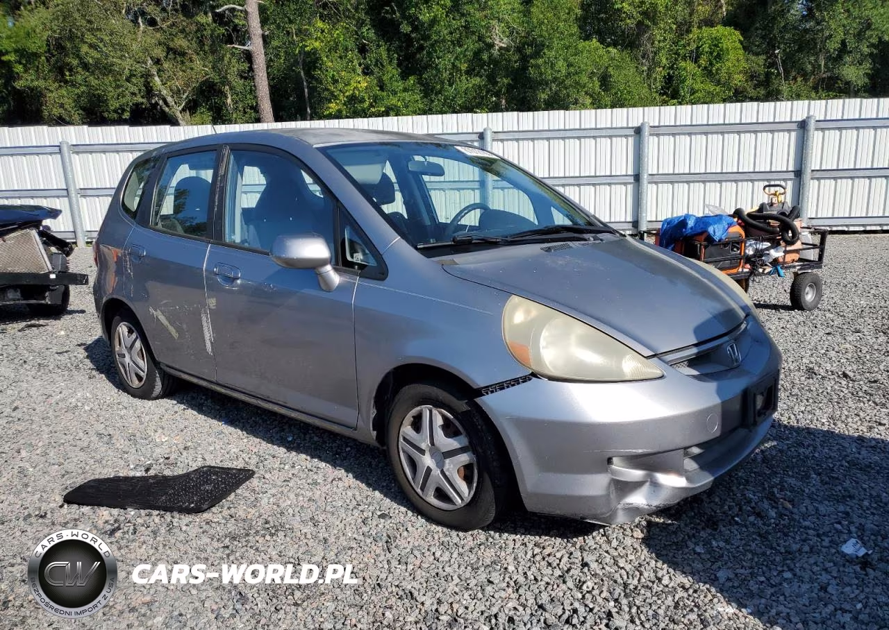 2007 Honda Fit VIN:JHMGD37467S003687 - 4