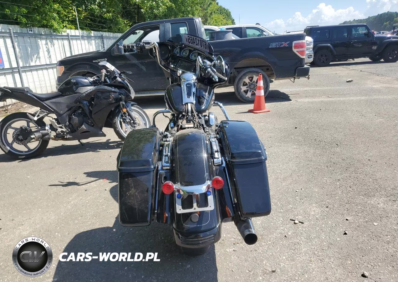 2014 Harley-Davidson Flhxs Street Glide Special VIN:1HD1KRM11EB627189 - 4