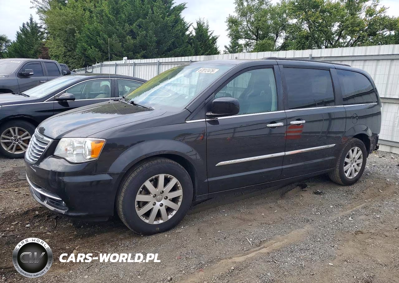 2015 Chrysler Town & Country Touring VIN:2C4RC1BG9FR662141 - 1