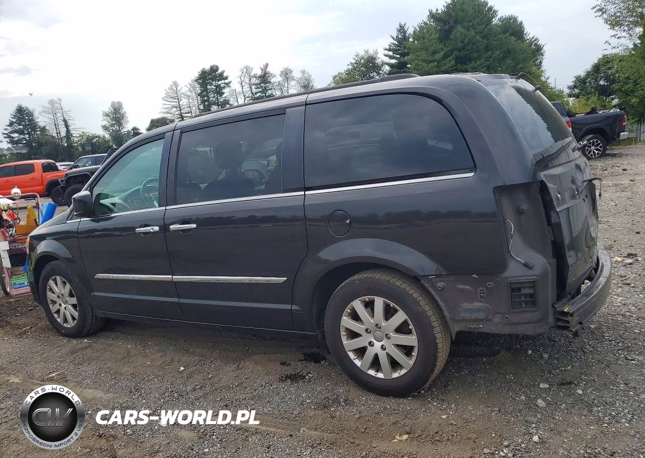 2015 Chrysler Town & Country Touring VIN:2C4RC1BG9FR662141 - 2