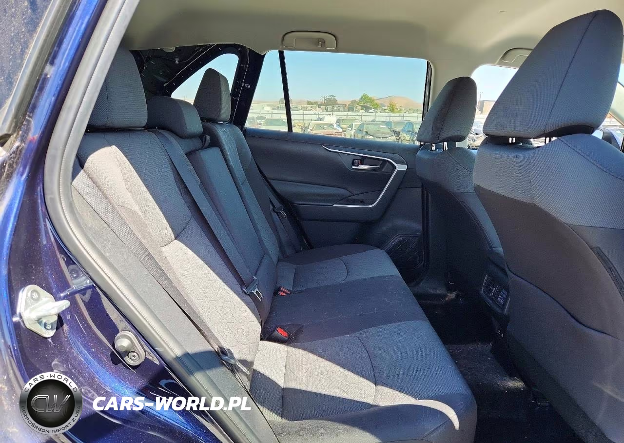 2021 Toyota Rav4 Xle VIN:2T3W1RFV7MW126128 - 11