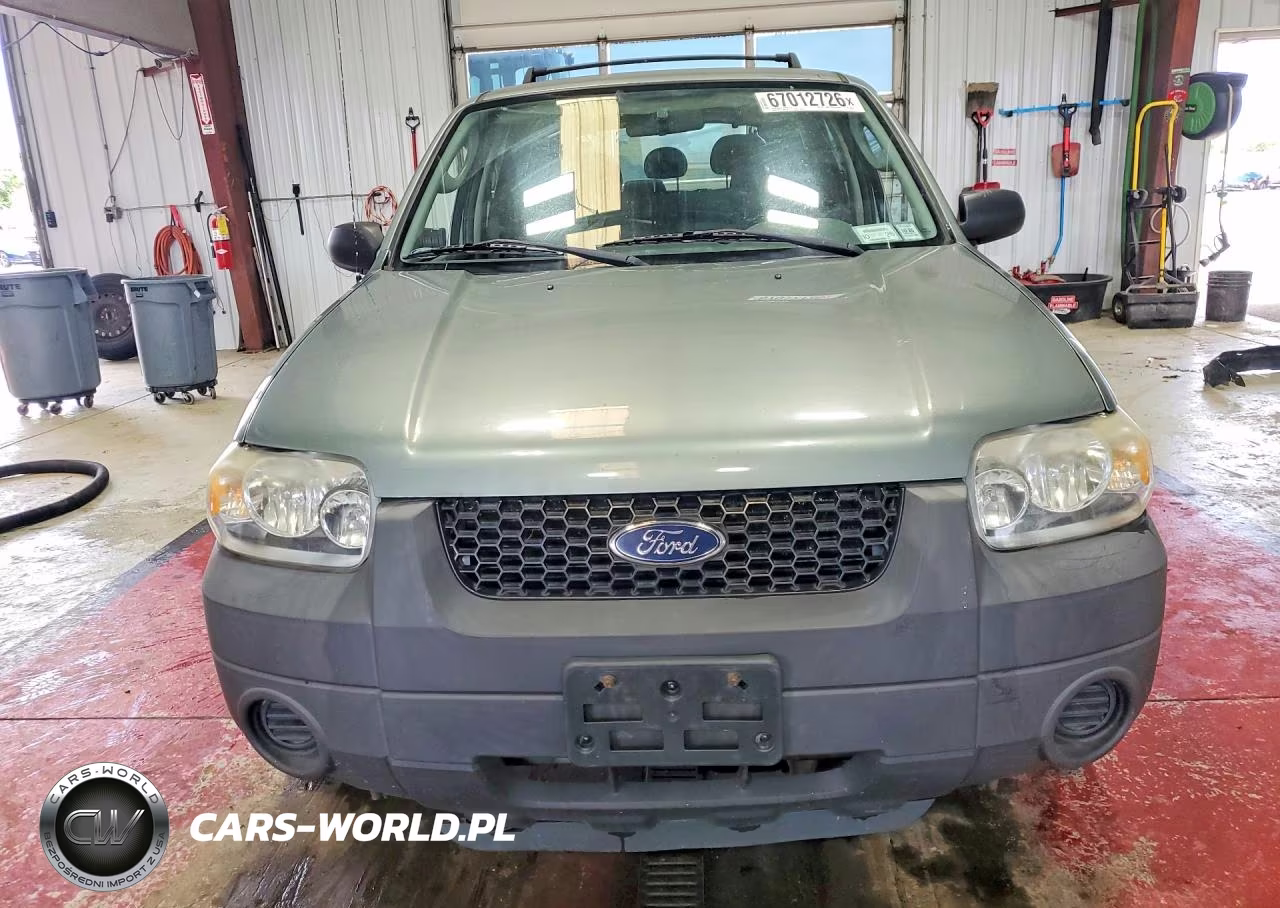 2005 Ford Escape Xls VIN:1FMYU92Z75KB52467 - 5