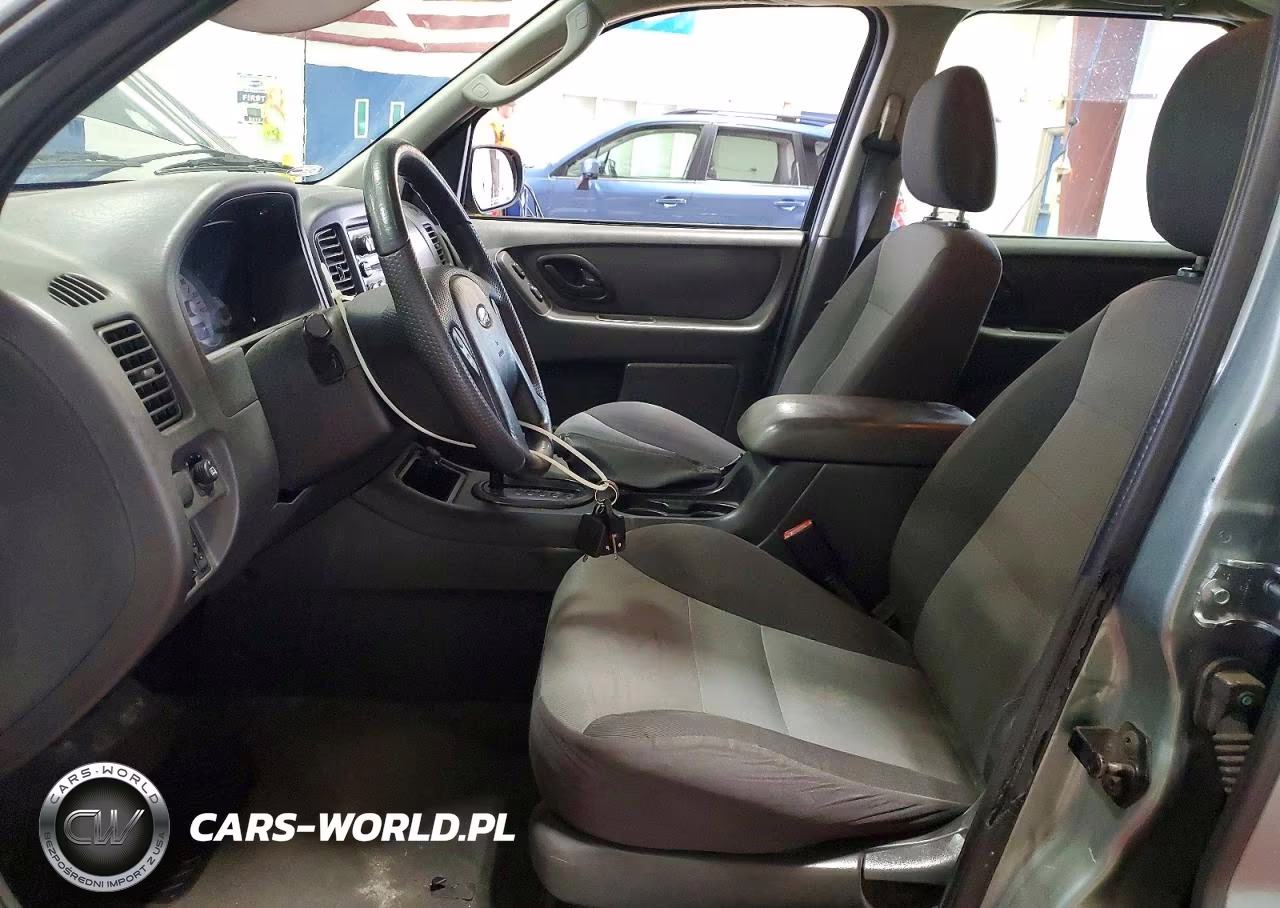 2005 Ford Escape Xls VIN:1FMYU92Z75KB52467 - 7