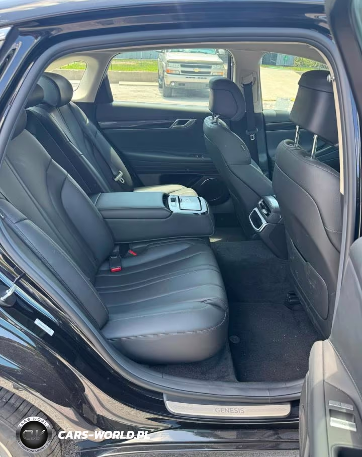 2026 Genesis G80 Base VIN:KMTGA4SC1TU317326 - 6