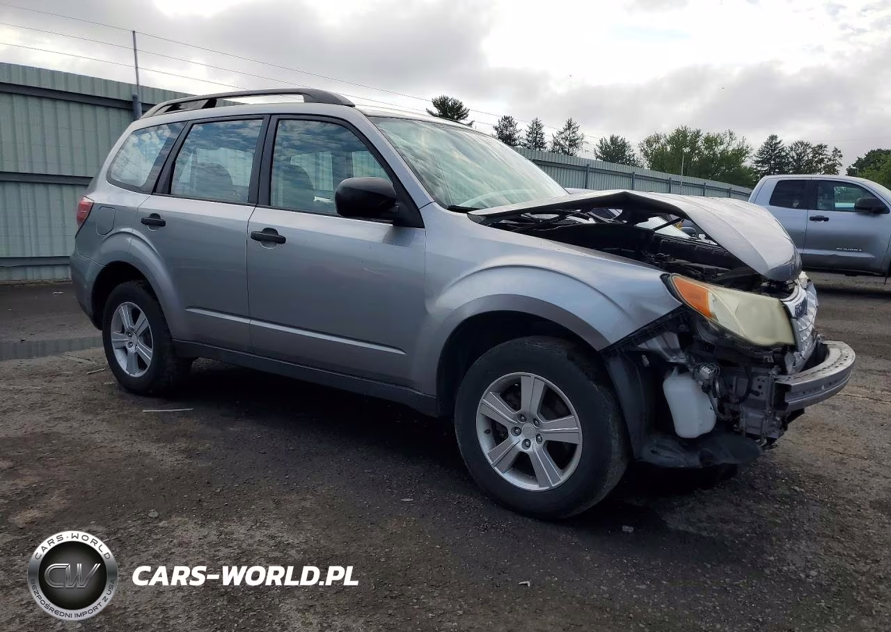 2011 Subaru Forester 2.5X VIN:JF2SHABC4BH709860 - 4